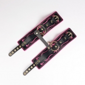 Черные кожаные оковы с розовой строчкой - Crazy Handmade - купить с доставкой в Ярославле
