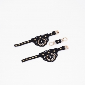 Черные кожаные наручники с клепками, кольцами и золотистой фурнитурой - Crazy Handmade - купить с доставкой в Ярославле