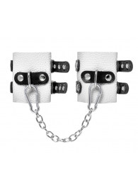 Бело-черные наручники с двумя ремешками и люверсами - Pecado - купить с доставкой в Ярославле
