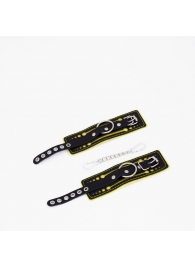 Черно-желтые кожаные наручники с жёлтой строчкой - Crazy Handmade - купить с доставкой в Ярославле