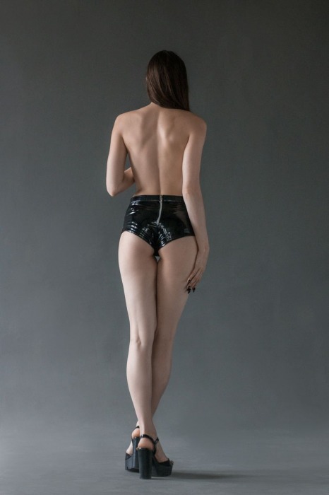 Черные трусики Crazier размера S-M с анальной насадкой - 8 см. - Lola Games - купить с доставкой в Ярославле