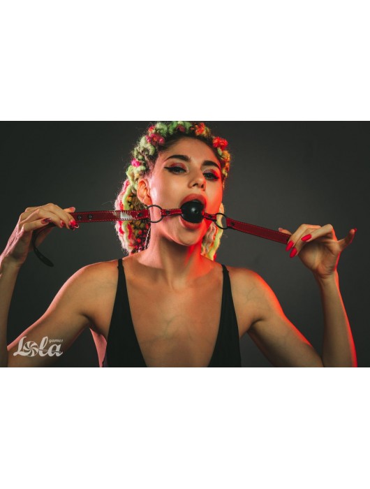 Черно-красный кляп-шарик Love Bite - Lola Games - купить с доставкой в Ярославле