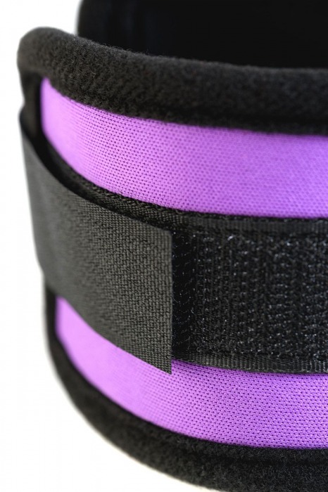 Наручники из неопрена фиолетового цвета - ToyFa - купить с доставкой в Ярославле
