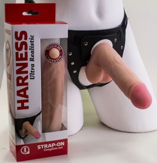 Страпон в подарочной упаковке: трусики с плугом и фаллоимитатор-насадка - 16 см. - LOVETOY (А-Полимер) - купить с доставкой в Ярославле