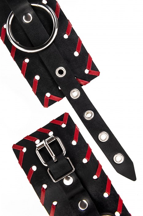 Черно-красные наручники из натуральной кожи - Pecado - купить с доставкой в Ярославле