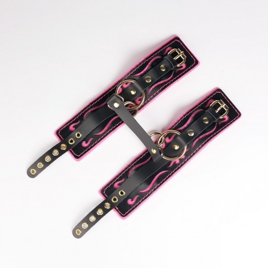 Черные кожаные оковы с розовой строчкой - Crazy Handmade - купить с доставкой в Ярославле